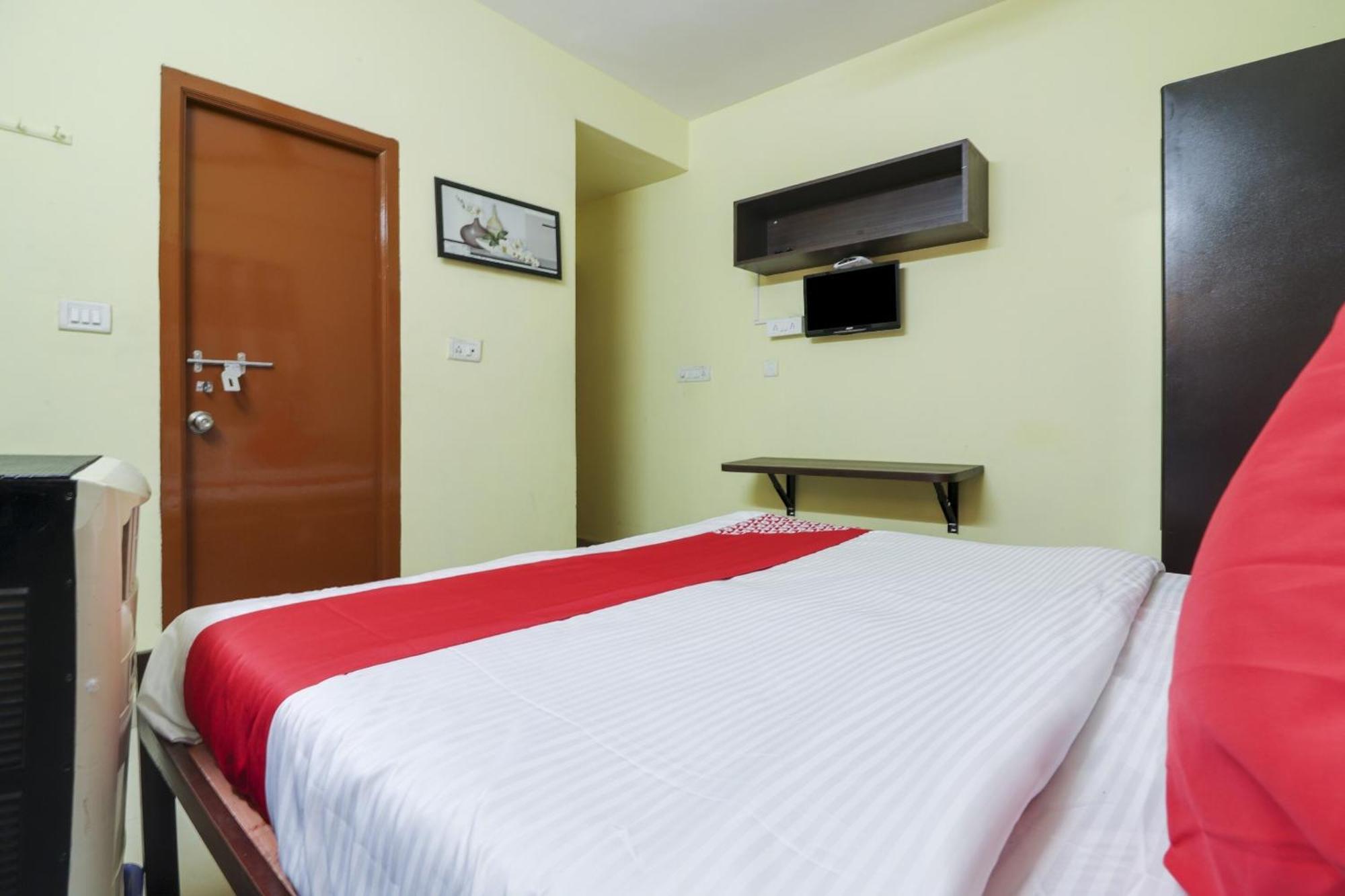 Hotel O Ruby Grand Inn Kondapur  Kültér fotó